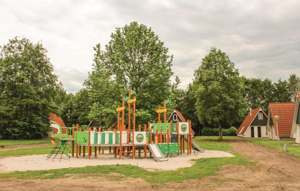 Het Familie Boshuisje - Vakantiewoning Op Prachtig Park Met Veel Faciliteiten Inc Ligbad Gramsbergen Bagian luar foto
